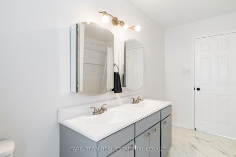 Photo 22 at 62 Woodcrest Road, Allandale Heights, Barrie