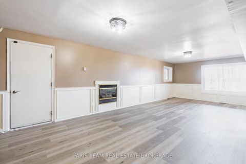 Photo 25 at 62 Woodcrest Road, Allandale Heights, Barrie