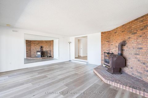 Photo 30 at 62 Woodcrest Road, Allandale Heights, Barrie