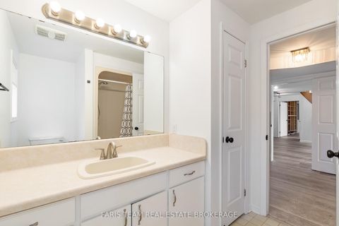 Photo 35 at 62 Woodcrest Road, Allandale Heights, Barrie