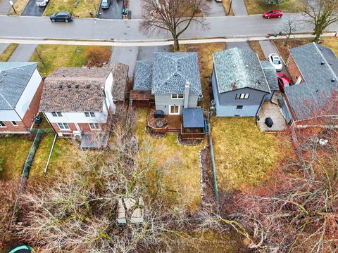 Photo 43 at 459 Sandford Street, Central Newmarket, Newmarket