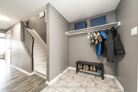 Photo 2 at 49 Browning Trail, Letitia Heights, Barrie