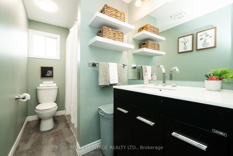 Photo 18 at 49 Browning Trail, Letitia Heights, Barrie