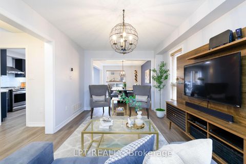 Photo 5 at 51 Catherine Drive, Painswick South, Barrie