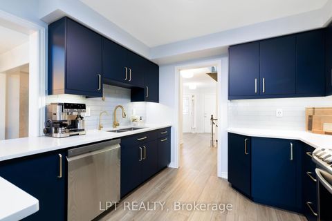 Photo 10 at 51 Catherine Drive, Painswick South, Barrie