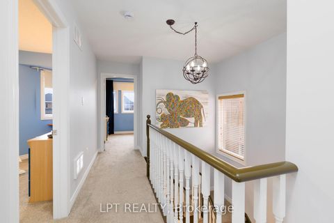 Photo 14 at 51 Catherine Drive, Painswick South, Barrie