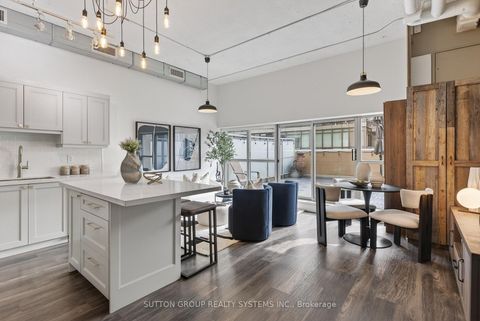 Photo 9 at 211 - 2 Fieldway Road, City Centre West, Toronto