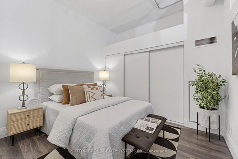 Photo 22 at 211 - 2 Fieldway Road, City Centre West, Toronto