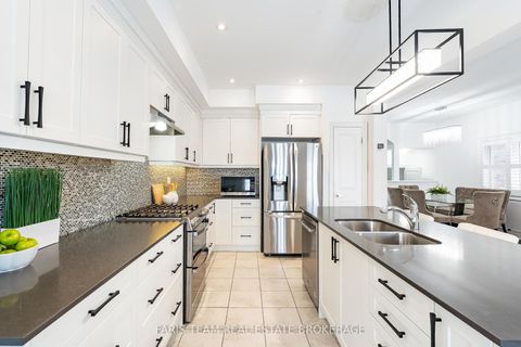 Photo 7 at 27 Harvest Crescent, Rural Barrie Southeast, Barrie