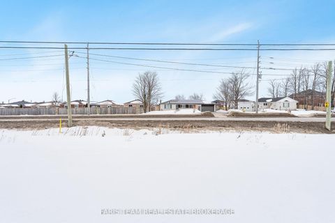 Photo 33 at 27 Harvest Crescent, Rural Barrie Southeast, Barrie