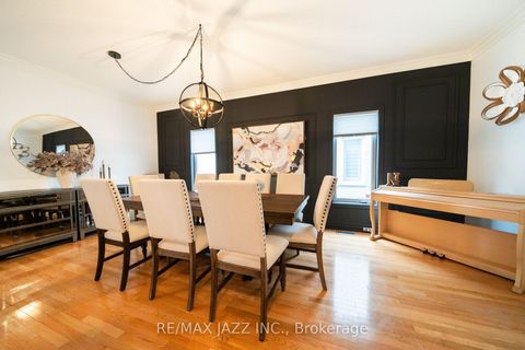 Photo 7 at 550 Bert Budd Avenue, College Manor, Newmarket