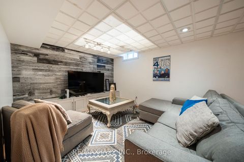 Photo 39 at 550 Bert Budd Avenue, College Manor, Newmarket