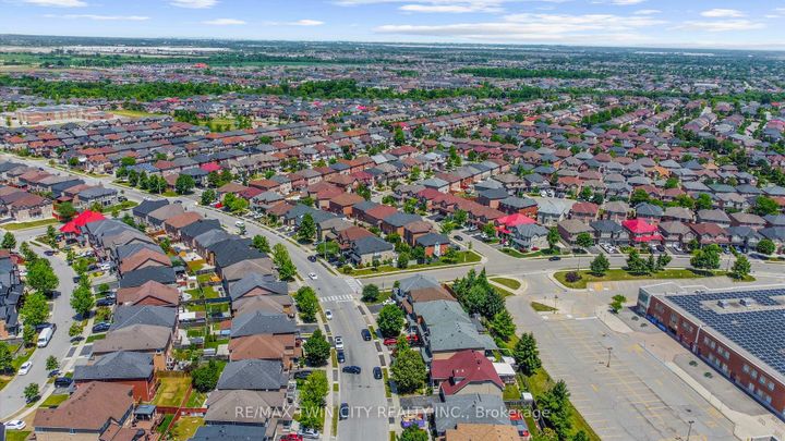 Photo 30 at 6 Canarygrass Drive, Wellington, Brampton