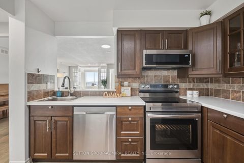 Photo 4 at 1106 - 850 Steeles Avenue W, Lakeview Estates, Vaughan