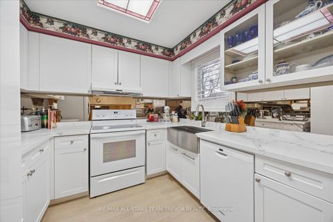 Photo 4 at 123 Biscayne Boulevard, Keswick South, Georgina