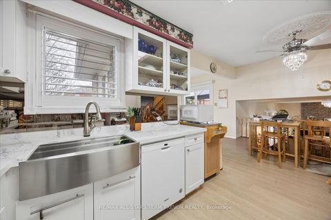Photo 6 at 123 Biscayne Boulevard, Keswick South, Georgina