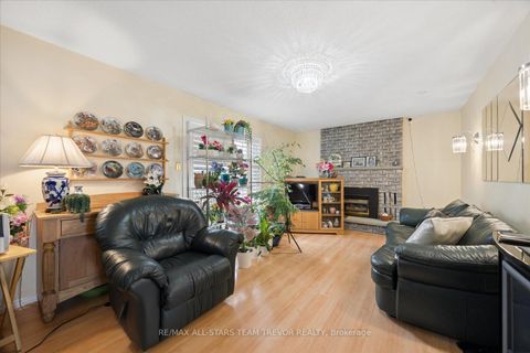 Photo 10 at 123 Biscayne Boulevard, Keswick South, Georgina