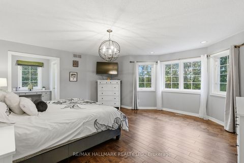 Photo 19 at 897 Oberland Drive, Pinecrest, Oshawa