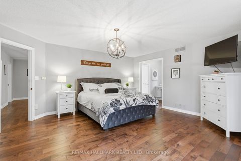 Photo 20 at 897 Oberland Drive, Pinecrest, Oshawa