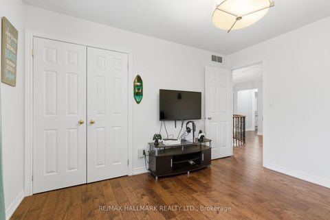 Photo 31 at 897 Oberland Drive, Pinecrest, Oshawa