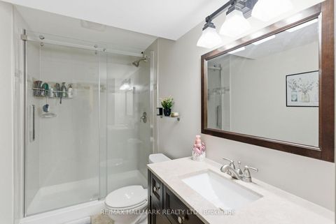 Photo 33 at 897 Oberland Drive, Pinecrest, Oshawa