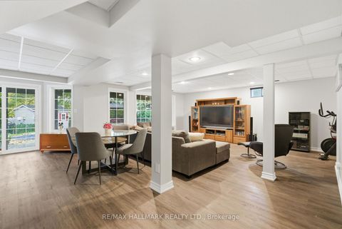 Photo 34 at 897 Oberland Drive, Pinecrest, Oshawa