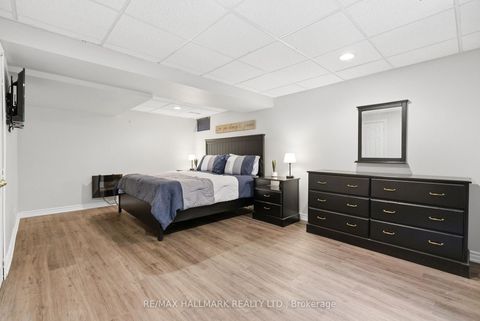 Photo 39 at 897 Oberland Drive, Pinecrest, Oshawa