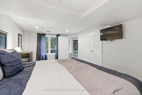 Photo 40 at 897 Oberland Drive, Pinecrest, Oshawa