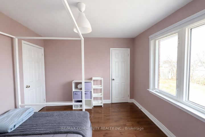 Photo 17 at 17 Madrid Street, Bendale, Toronto