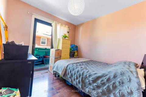 Photo 19 at 17 Madrid Street, Bendale, Toronto