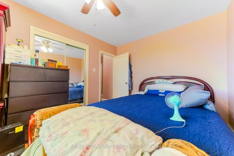 Photo 22 at 17 Madrid Street, Bendale, Toronto