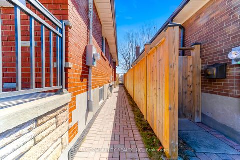 Photo 24 at 17 Madrid Street, Bendale, Toronto