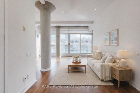 Photo 1 at 802 - 66 Portland Street, Waterfront Communities C1, Toronto