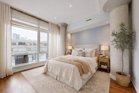 Photo 4 at 802 - 66 Portland Street, Waterfront Communities C1, Toronto
