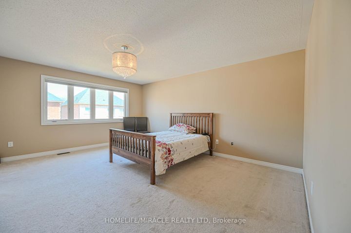 Photo 16 at 15 Fringetree Road, Wellington North, Brampton