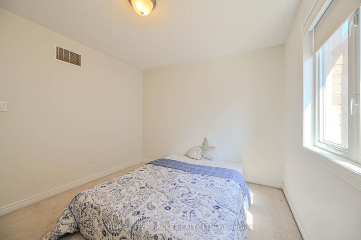 Photo 24 at 15 Fringetree Road, Wellington North, Brampton