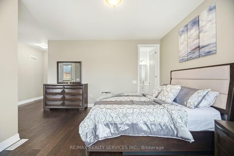 Photo 31 at 36 West Coast Trail, Nobleton, King