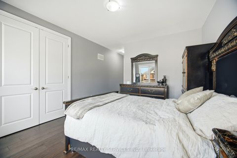 Photo 34 at 36 West Coast Trail, Nobleton, King