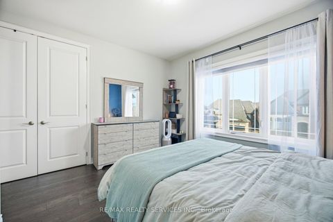 Photo 37 at 36 West Coast Trail, Nobleton, King