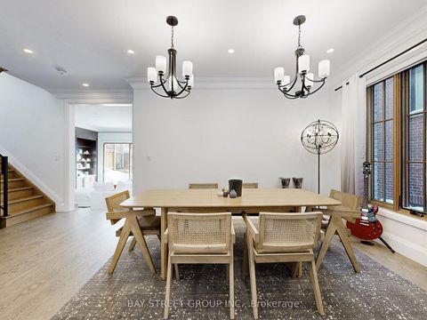 Photo 4 at 31 Evergreen Gardens, Leaside, Toronto