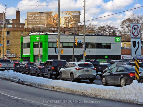 Photo 40 at 31 Evergreen Gardens, Leaside, Toronto