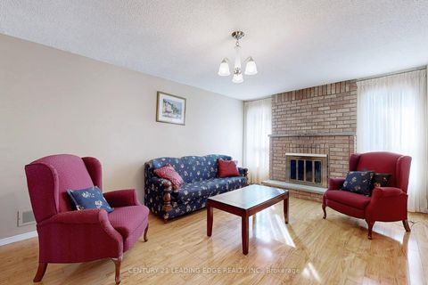 Photo 16 at 9 COATES Crescent, Oak Ridges Lake Wilcox, Richmond Hill