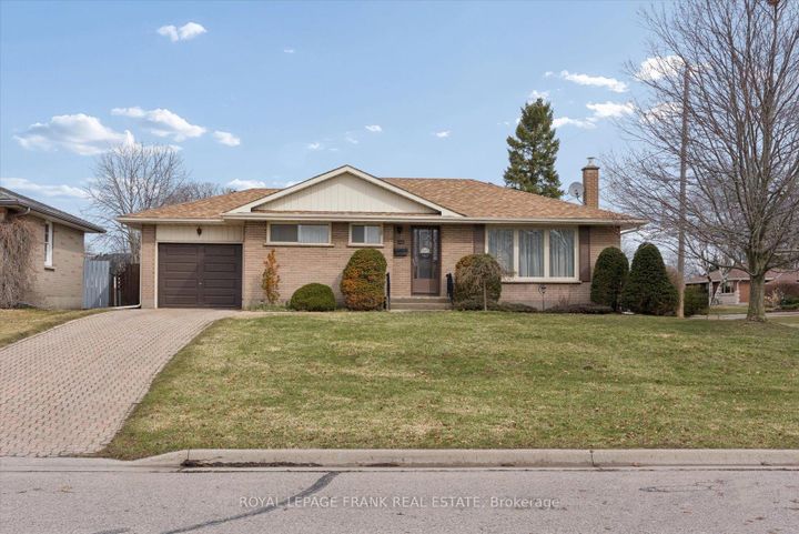 Photo 1 at 442 Cunningham Avenue, McLaughlin, Oshawa
