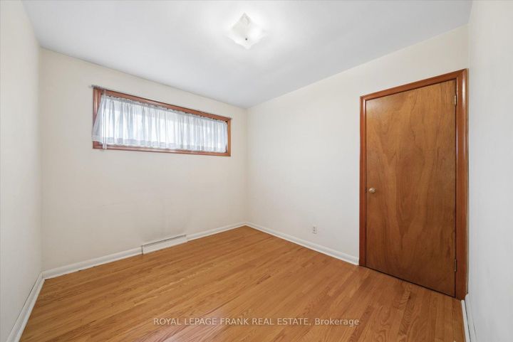 Photo 16 at 442 Cunningham Avenue, McLaughlin, Oshawa