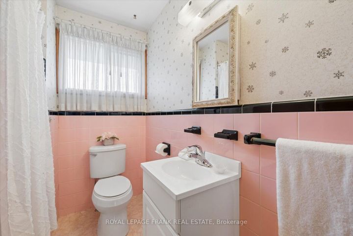 Photo 21 at 442 Cunningham Avenue, McLaughlin, Oshawa