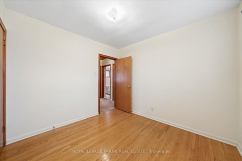 Photo 17 at 442 Cunningham Avenue, McLaughlin, Oshawa