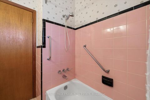 Photo 22 at 442 Cunningham Avenue, McLaughlin, Oshawa