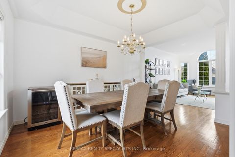 Photo 7 at 570 Blackwood Boulevard, Taunton, Oshawa