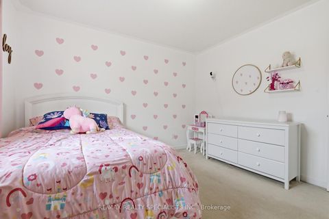 Photo 19 at 570 Blackwood Boulevard, Taunton, Oshawa