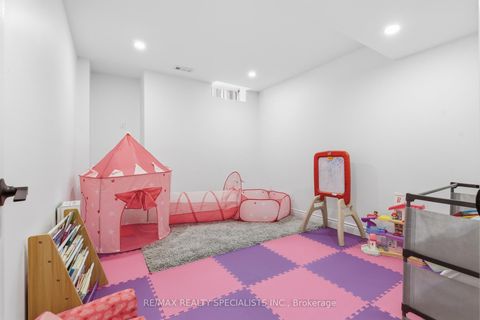 Photo 29 at 570 Blackwood Boulevard, Taunton, Oshawa